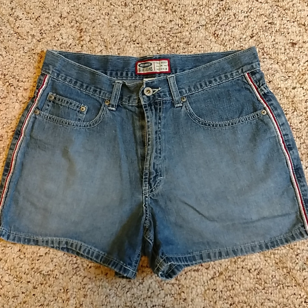 Old Navy woman's jean shorts, size 8
